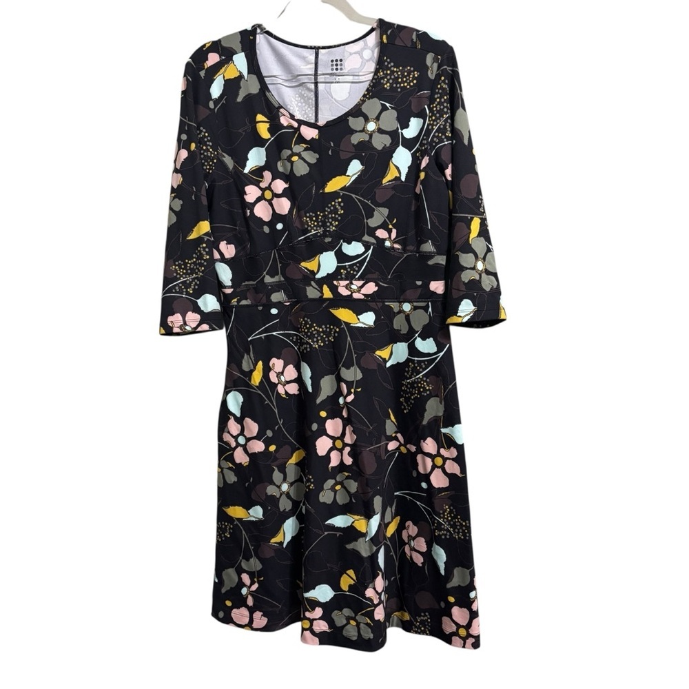 Title Nine Sz Md Dream Dress 3/4 Sleeve Active Stretch